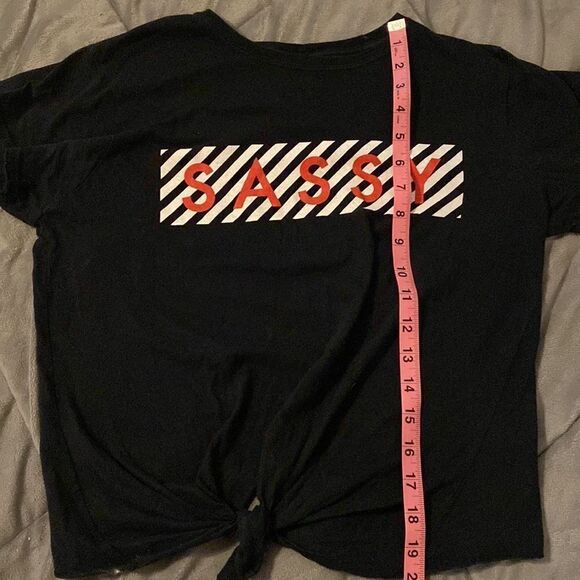 Sassy Cut Off Tie Crop Top Shirt Tee 90’s Millennium Juniors Large L - Picture 4 of 5